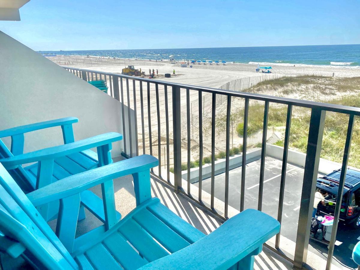 Island Winds East 202 By Albvr - Beautifully Renovated Beachfront Condo & Steps Away From Hangout & More! Gulf Shores Eksteriør bilde